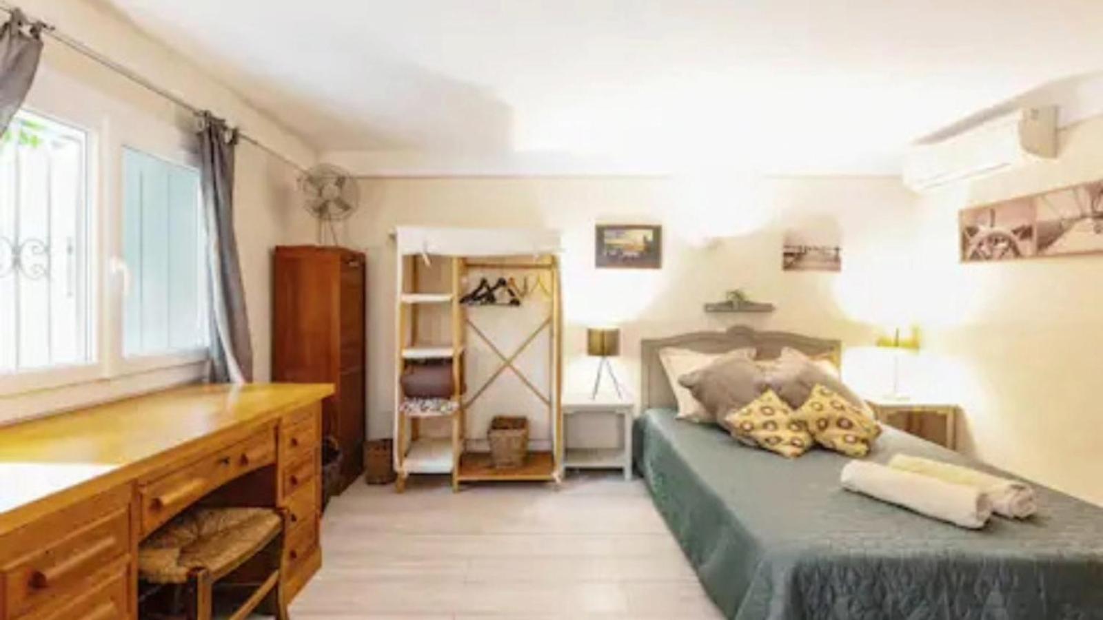 Appartement Complet Ou 2 Chambres De Charme En Centre-Ville Arlés Exterior foto