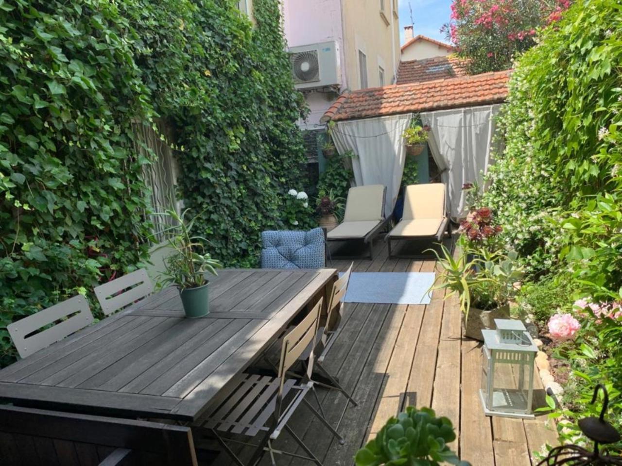 Appartement Complet Ou 2 Chambres De Charme En Centre-Ville Arlés Exterior foto