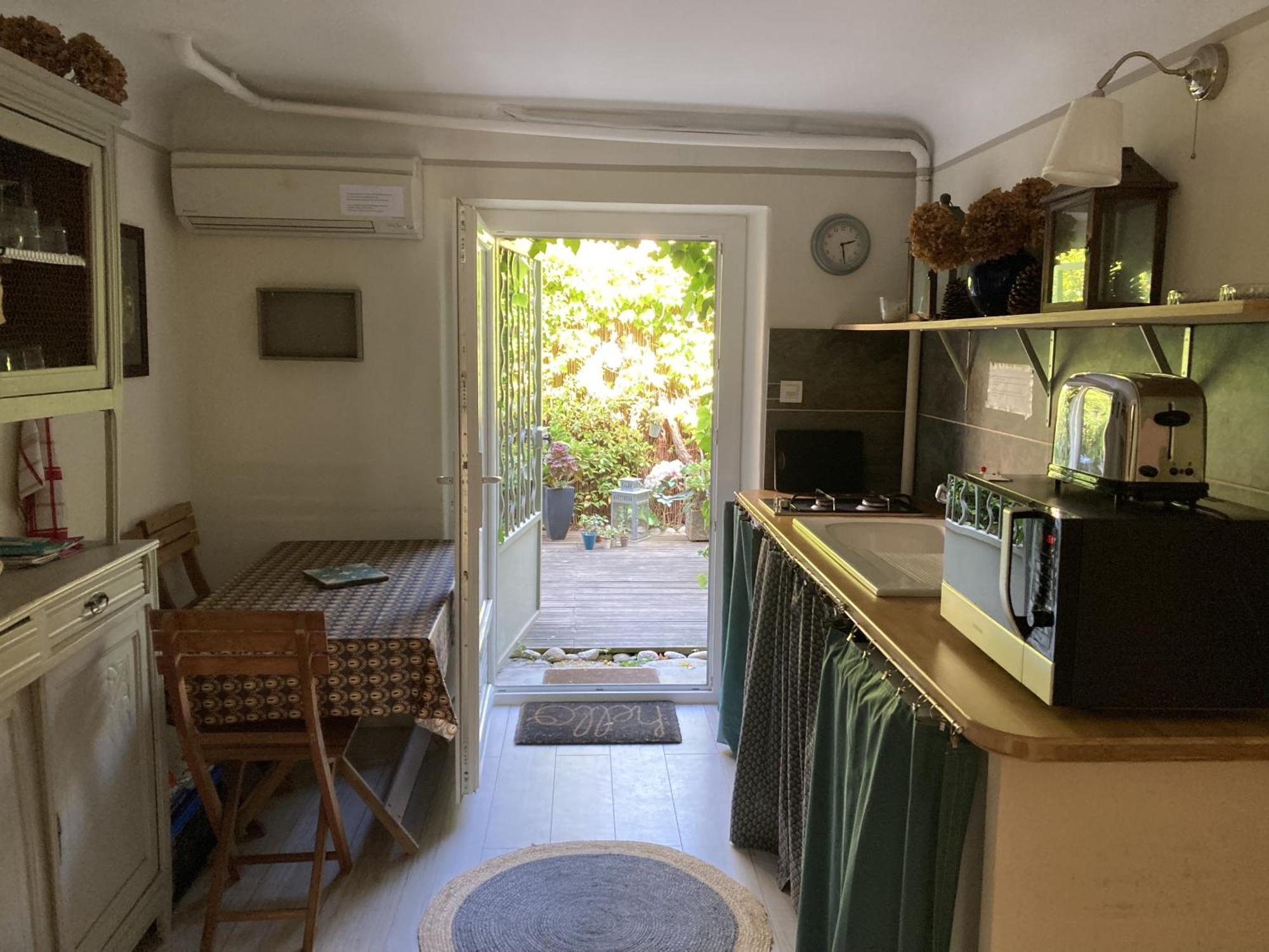 Appartement Complet Ou 2 Chambres De Charme En Centre-Ville Arlés Exterior foto